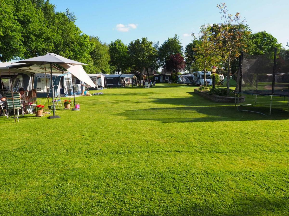 Chalet - Camping 'T Dekske Wintelre Екстериор снимка