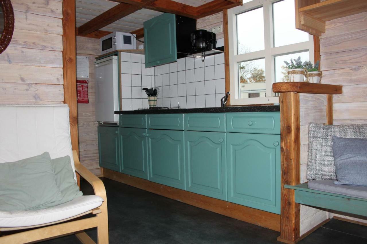 Chalet - Camping 'T Dekske Wintelre Екстериор снимка